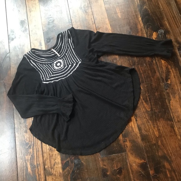 Free People - Picture 2 of 8